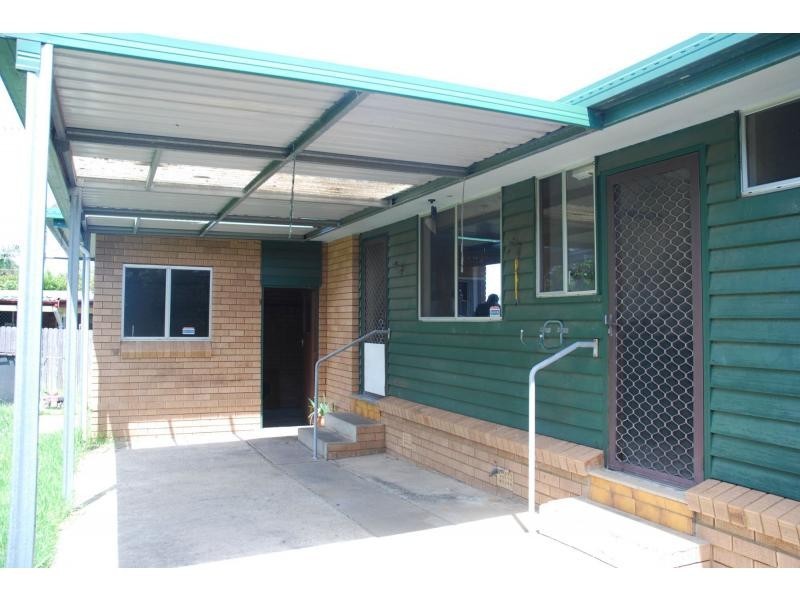 86 Yalwal Road, West Nowra NSW 2541