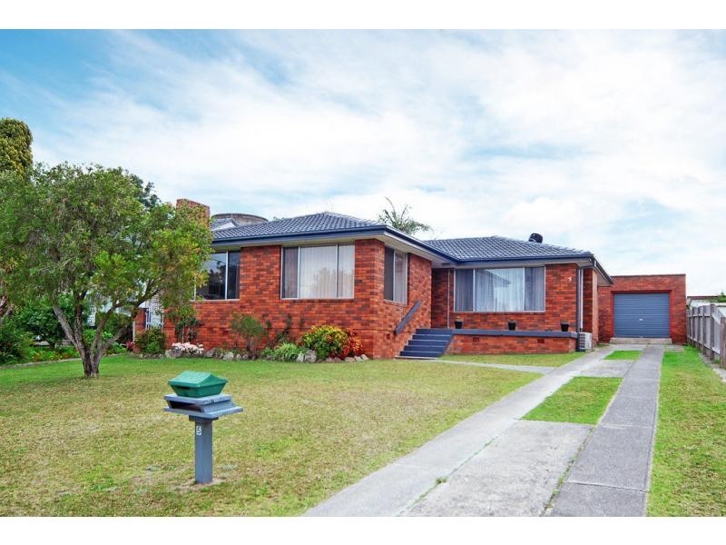 5 Hockey Street, Nowra NSW 2541