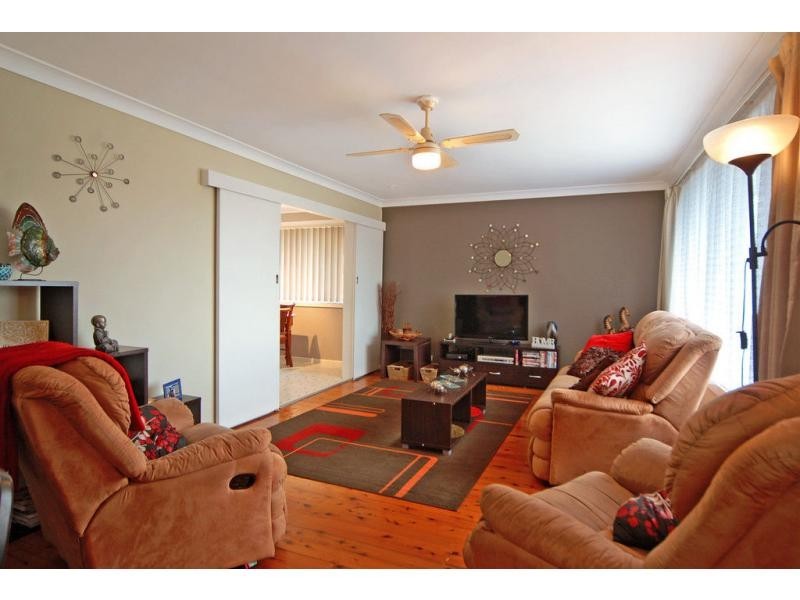 5 Hockey Street, Nowra NSW 2541