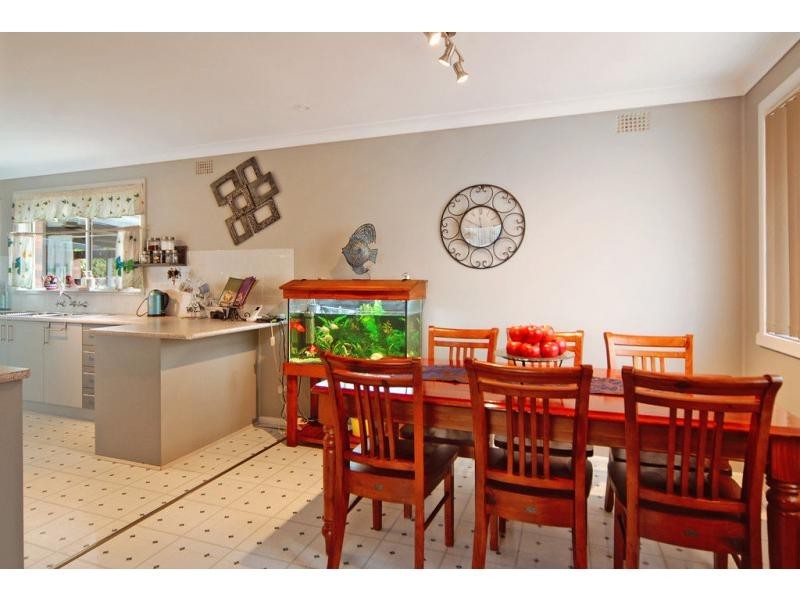 5 Hockey Street, Nowra NSW 2541