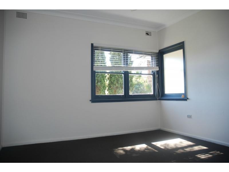 106 Kalandar Street, Nowra NSW 2541