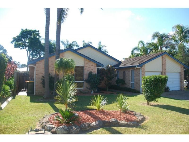 46 Ferntree Drive, Bomaderry NSW 2541