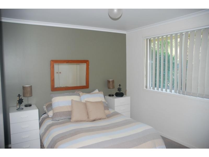 46 Ferntree Drive, Bomaderry NSW 2541