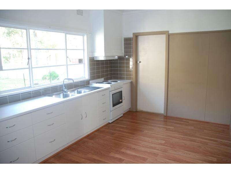 82 Hillcrest Avenue, South Nowra NSW 2541