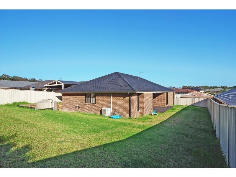 19 Warrigal Street, Nowra NSW 2541
