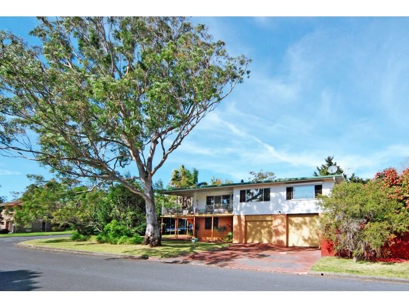 10 Philip Drive, North Nowra NSW 2541