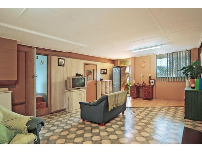 10 Philip Drive, North Nowra NSW 2541