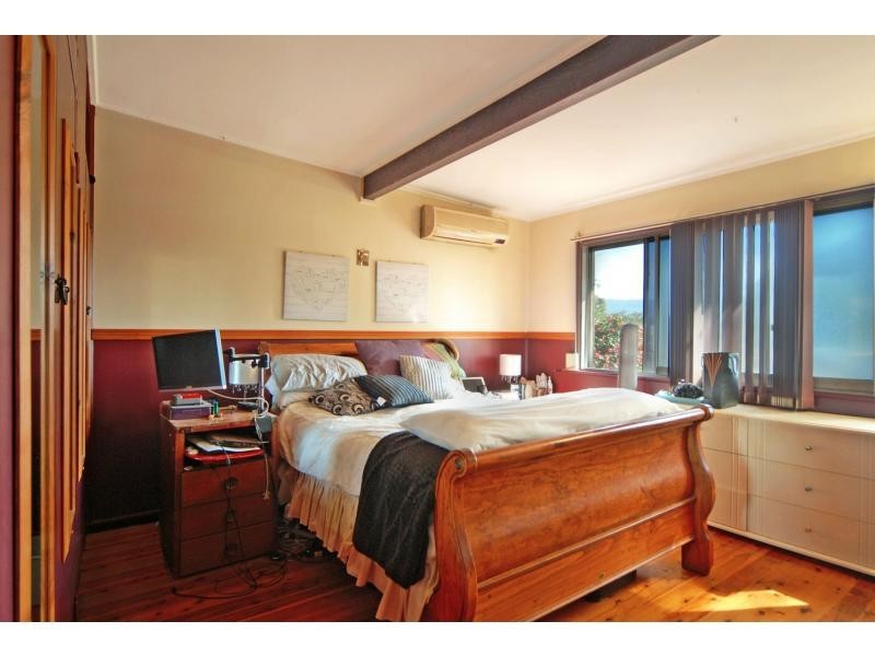 10 Philip Drive, North Nowra NSW 2541