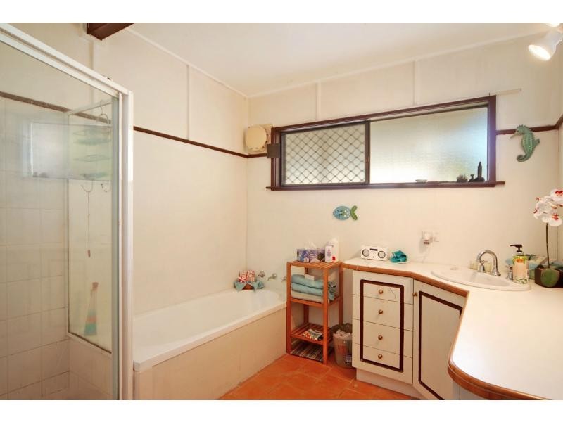 10 Philip Drive, North Nowra NSW 2541