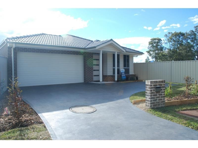103 Albatross Road, Nowra NSW 2541