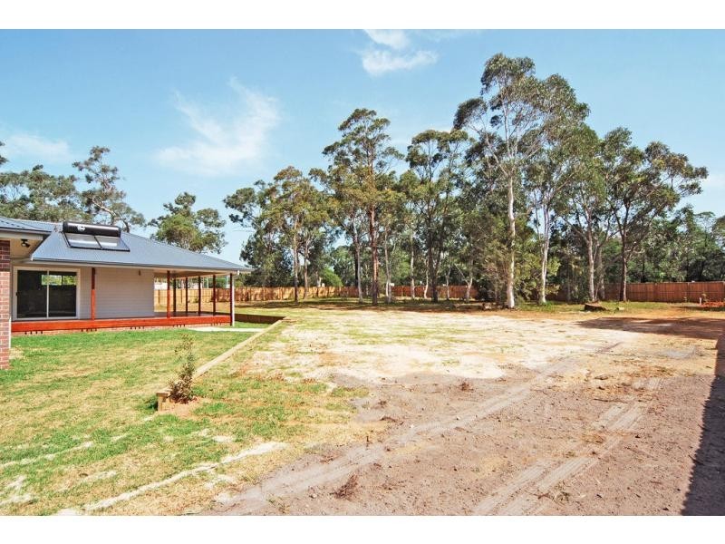 5B Creston Grove, Bomaderry NSW 2541