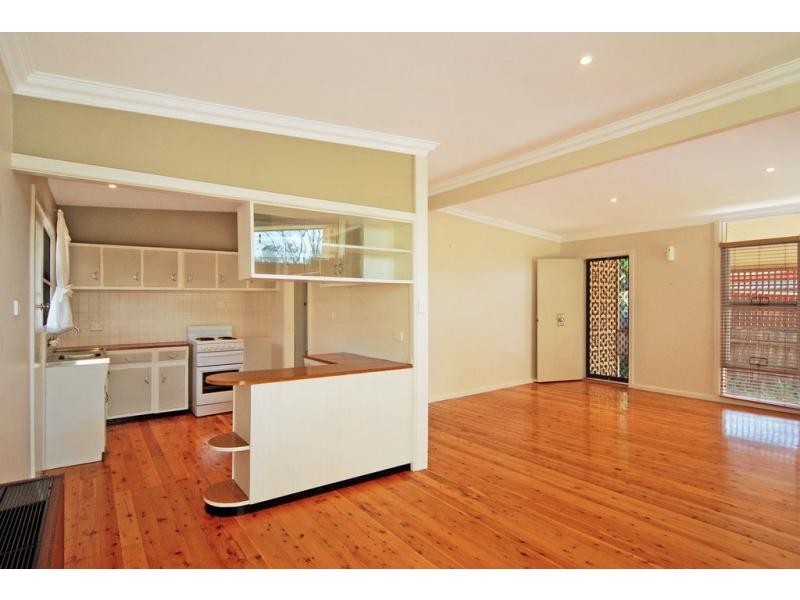 10 Westhaven Avenue, Nowra NSW 2541