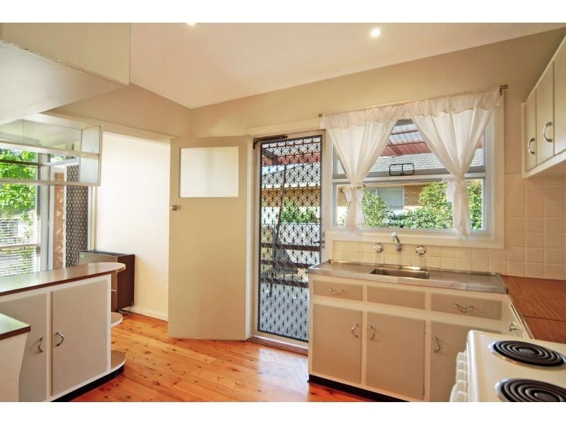 10 Westhaven Avenue, Nowra NSW 2541