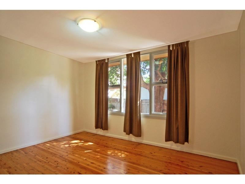 10 Westhaven Avenue, Nowra NSW 2541
