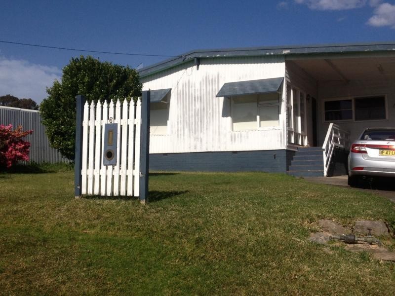 6 Albatross Road, Nowra NSW 2541