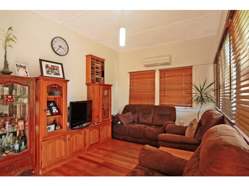 12 Karowa Street, Bomaderry NSW 2541