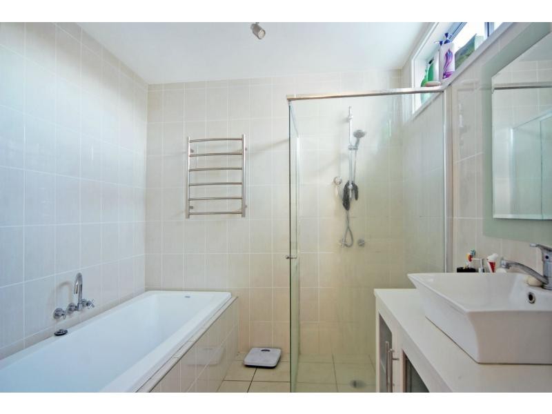 12 Karowa Street, Bomaderry NSW 2541