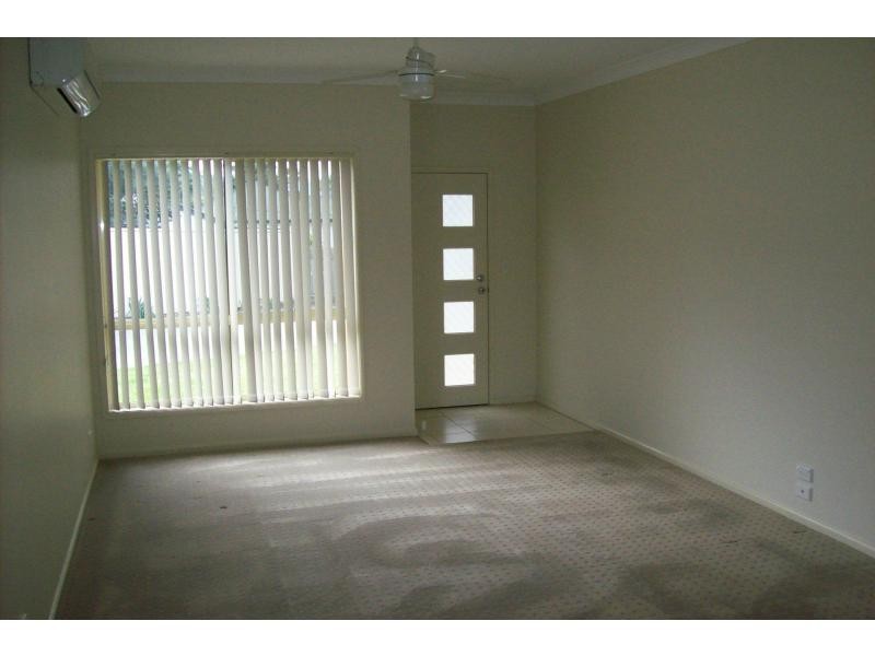 2/125 Meroo Road, Bomaderry NSW 2541