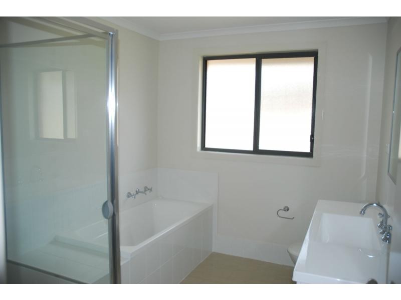 15 Candlebark Close, West Nowra NSW 2541