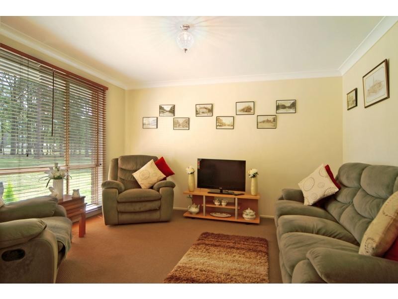 9 Burralee Drive, Worrigee NSW 2540