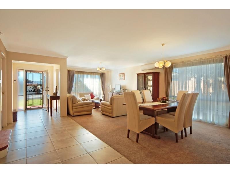 6 Junee Link, Nowra NSW 2541