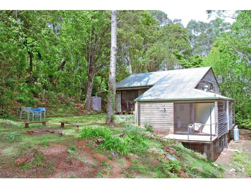 9 Cambewarra Lookout Road, Beaumont NSW 2577