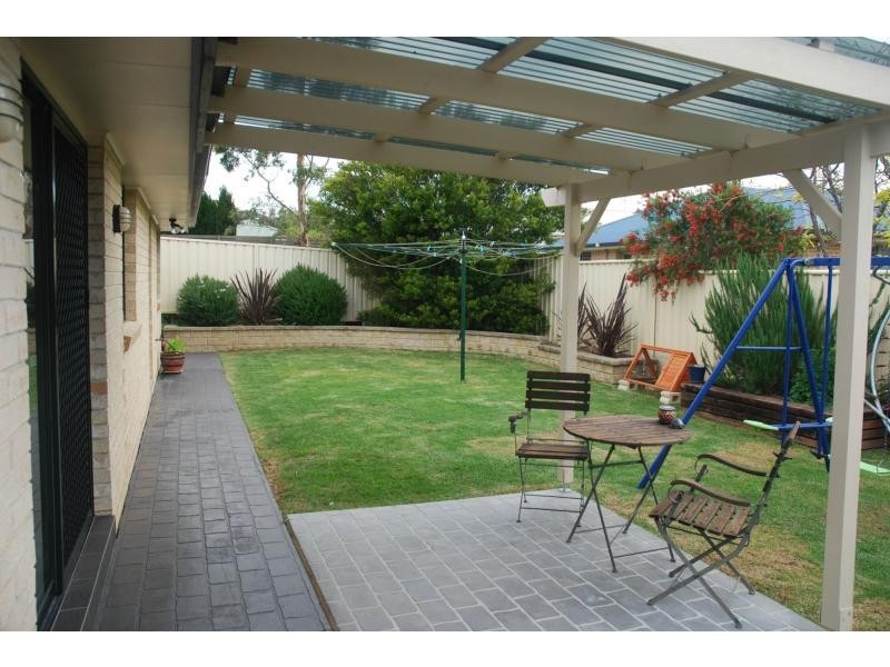12 Freesia Crescent, Bomaderry NSW 2541