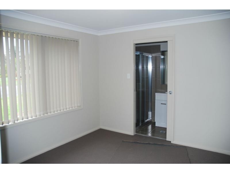 29 Depot Road, West Nowra NSW 2541