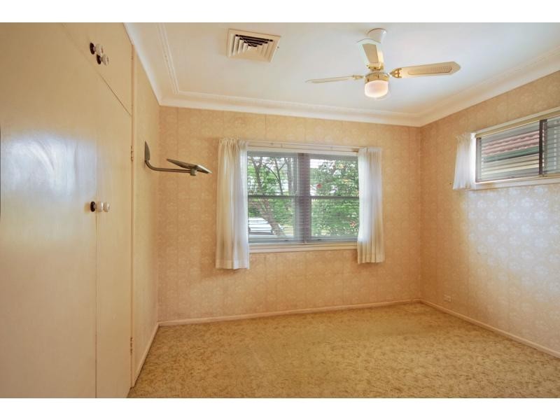33 Hyam Street, Nowra NSW 2541