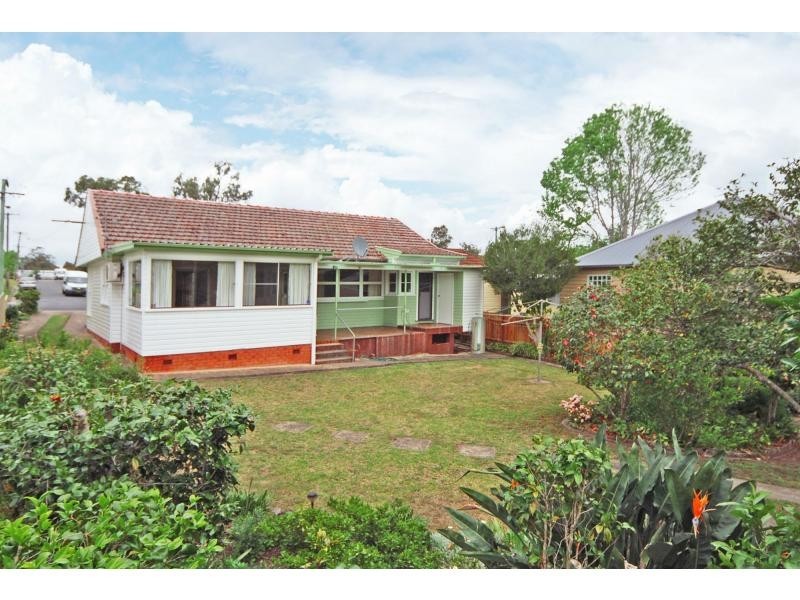 33 Hyam Street, Nowra NSW 2541