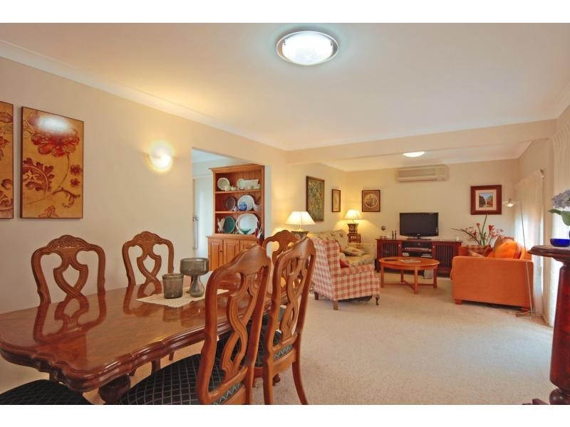 11 Lyrebird Drive, Nowra NSW 2541