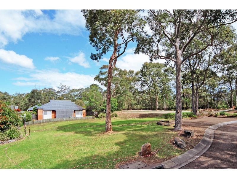 L24/33 Lynburn Avenue, Bomaderry NSW 2541