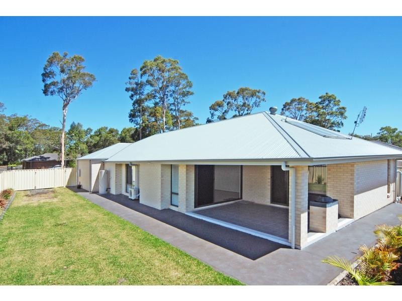 4 Coral Sea Drive, West Nowra NSW 2541