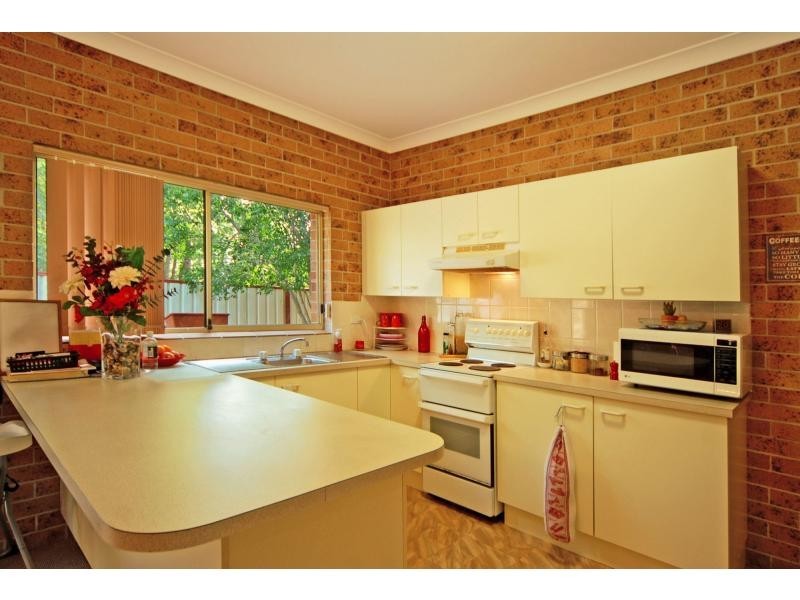 6/1 Carisbrooke Close, Bomaderry NSW 2541
