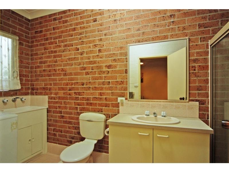 6/1 Carisbrooke Close, Bomaderry NSW 2541