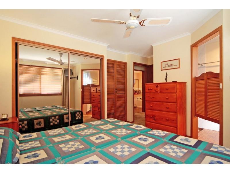 24 Penrose Drive, Bomaderry NSW 2541