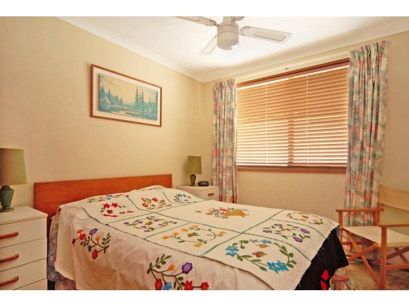 24 Penrose Drive, Bomaderry NSW 2541