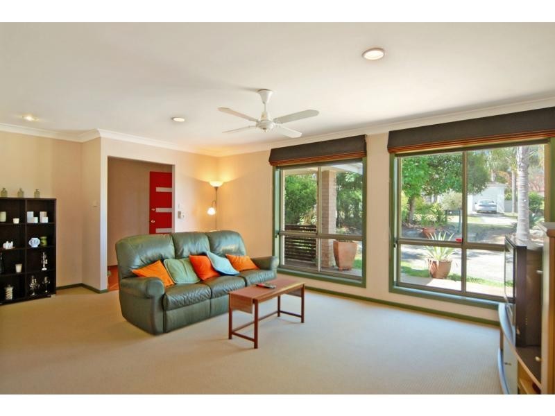 6 Uranna Avenue, North Nowra NSW 2541