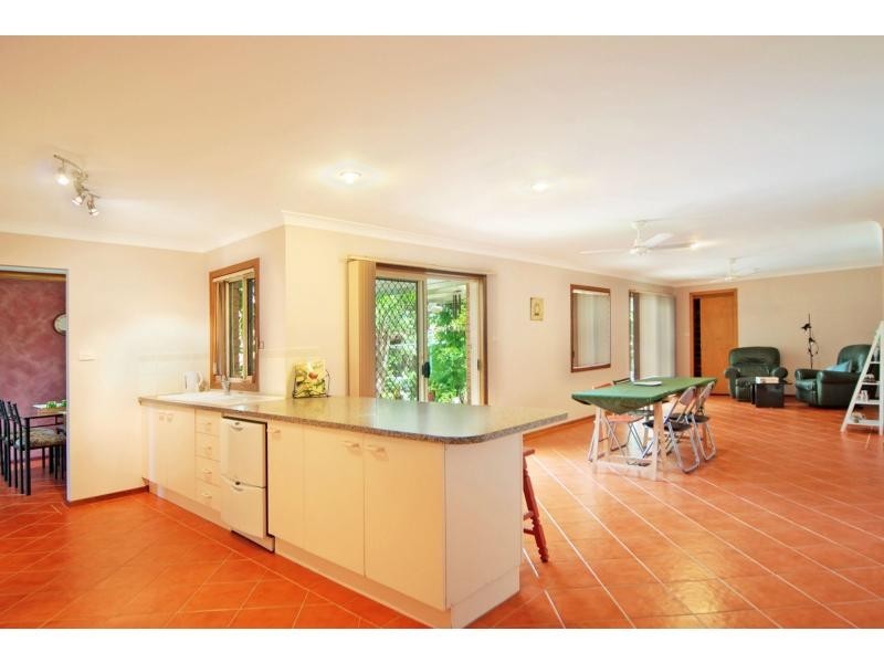 6 Uranna Avenue, North Nowra NSW 2541