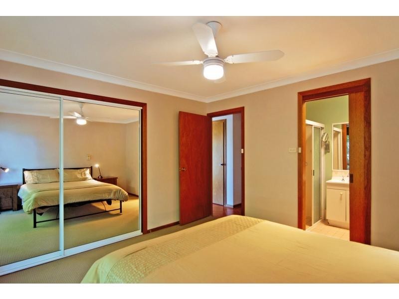 6 Uranna Avenue, North Nowra NSW 2541