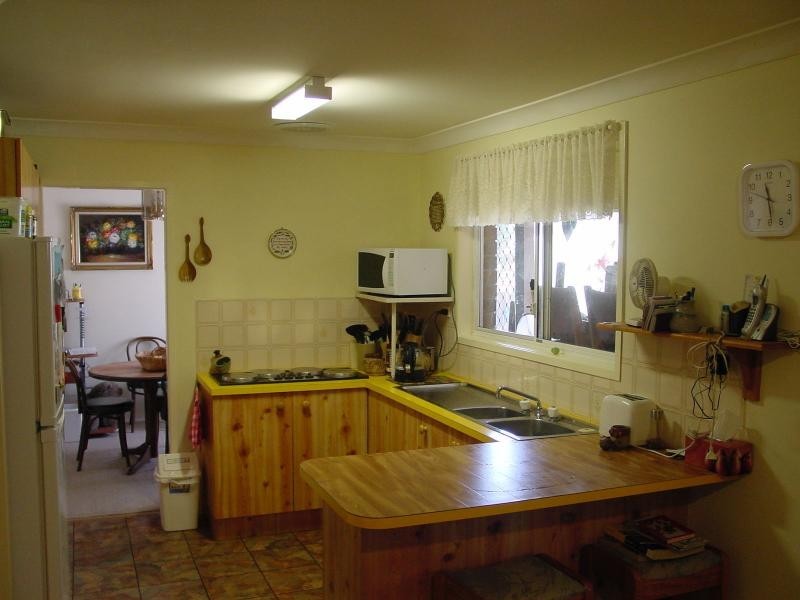 13 Yalwal Road, West Nowra NSW 2541