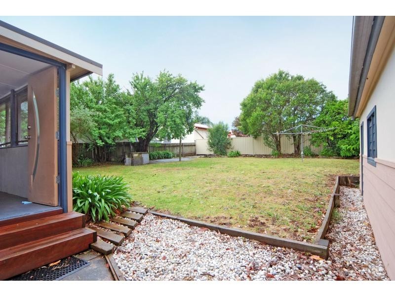 12 Hale Avenue, Nowra NSW 2541