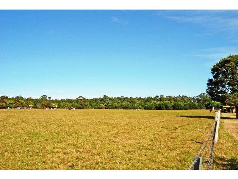 143 Albatross Road, Nowra Hill NSW 2540
