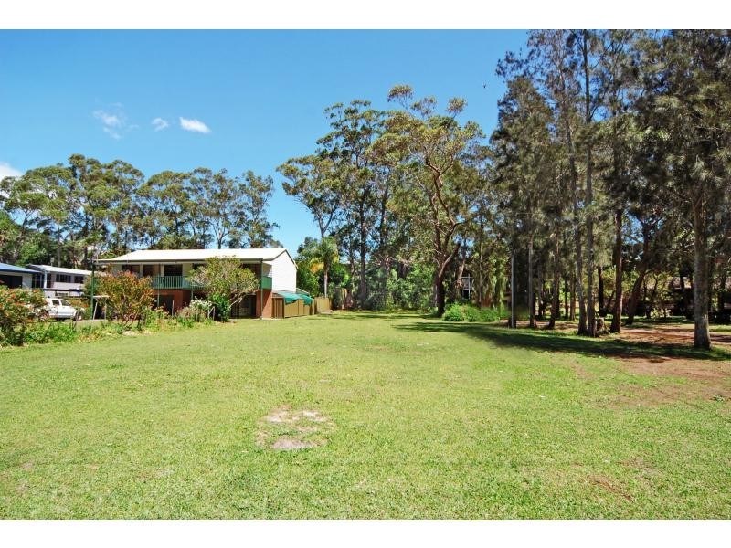 21 Fairview Crescent, Sussex Inlet NSW 2540