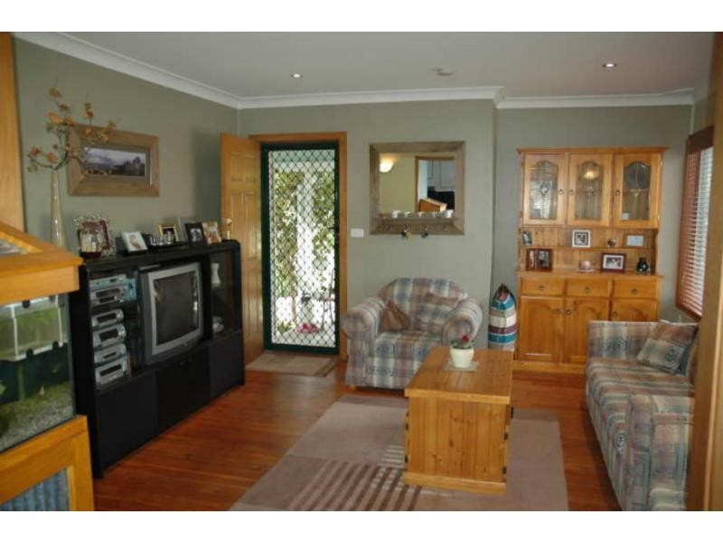 3 Quiberon Street, Nowra NSW 2541