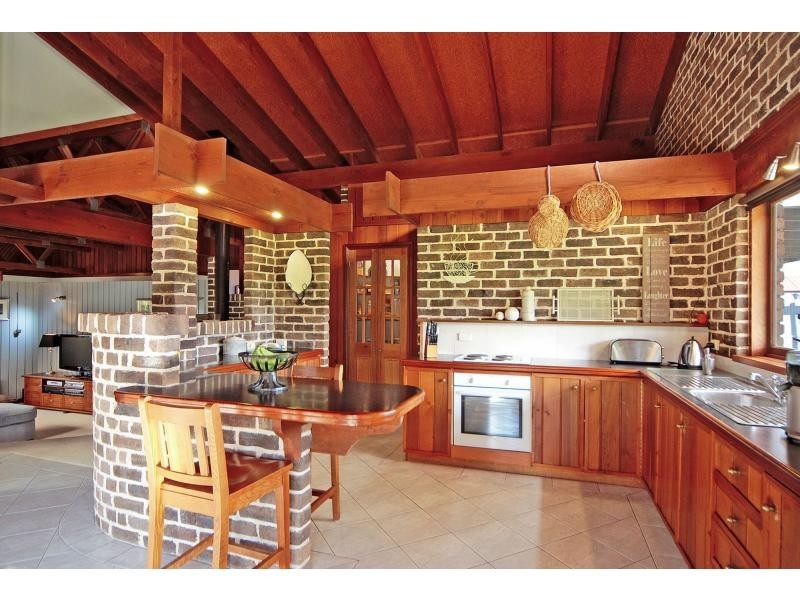 21 Nooramunga Avenue, Cambewarra NSW 2540