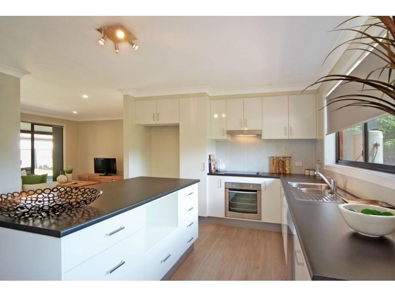 380 Greenwell Point Road, Worrigee NSW 2540