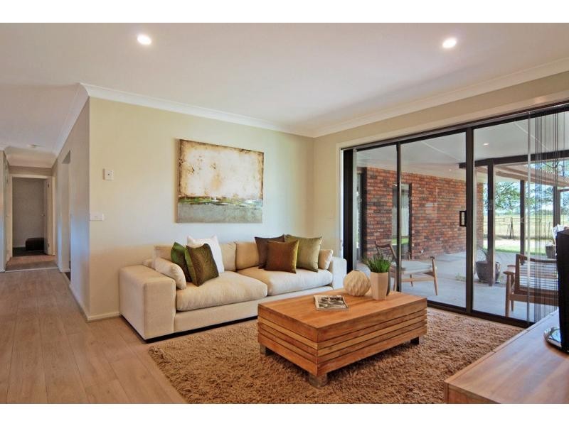 380 Greenwell Point Road, Worrigee NSW 2540