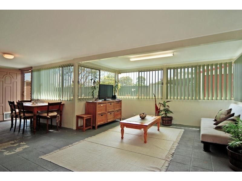 8 Dobbie Close, West Nowra NSW 2541