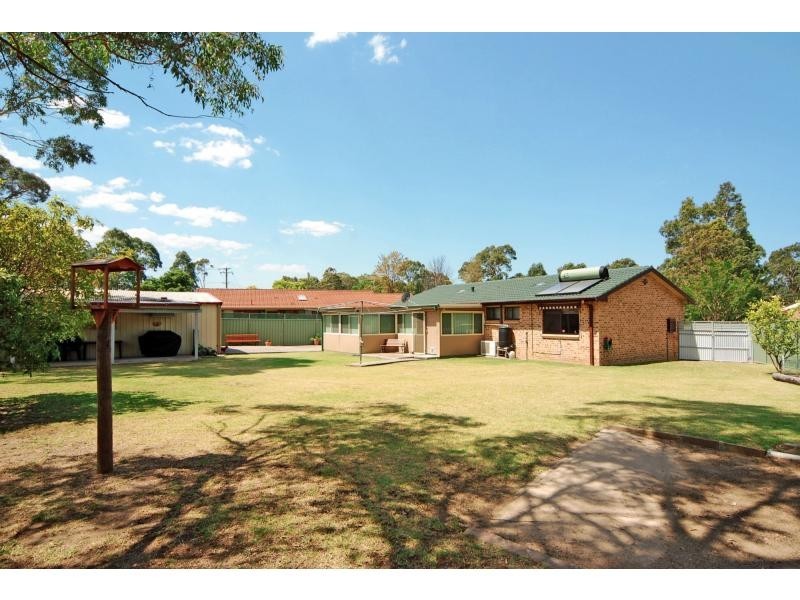 8 Dobbie Close, West Nowra NSW 2541